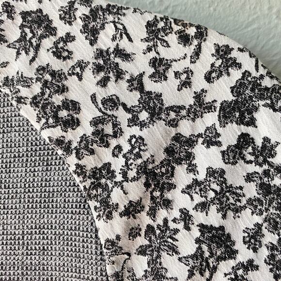 Thakoon Addition, Black and White Ditsy Floral Gray Print Sheath Dress, Size 4 - Picture 13 of 15